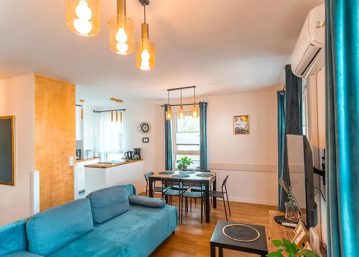 Апартаменты Chmielna Gold *